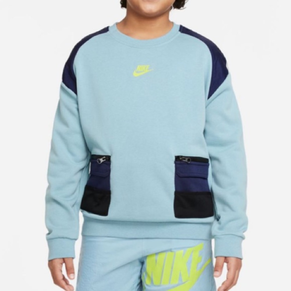 ✨ NIKE ✨ NWT Boys' Tech Blue Cargo Pocket French Terry Crewneck Sweatshirt Small